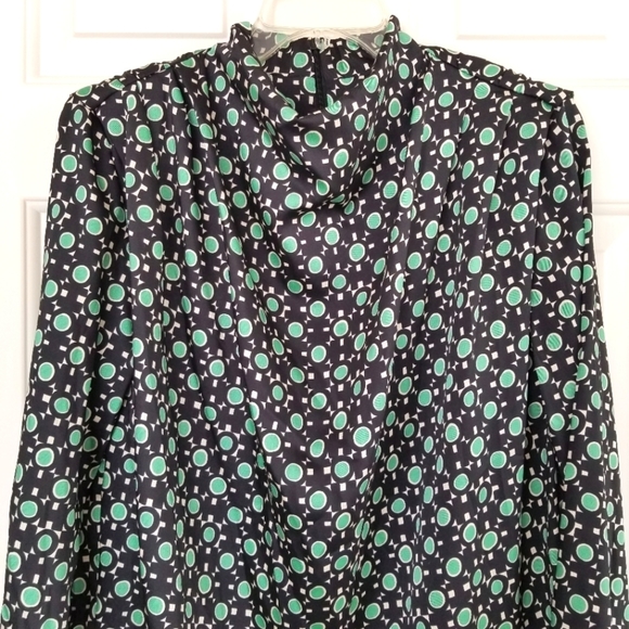 Zara Black and Green Patterned Blouse Worn on Set of The Bold Type Size S - Picture 3 of 14